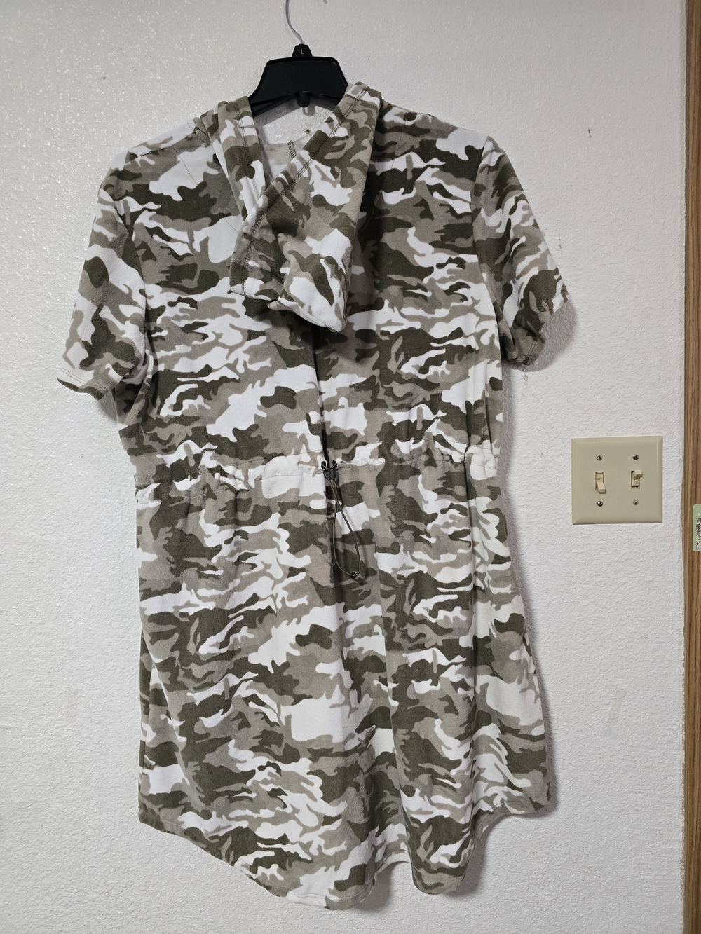 Lug Skipper Coverup Hooded Romper Camo Taupe Terry Cloth Size XL - Picture 7 of 10